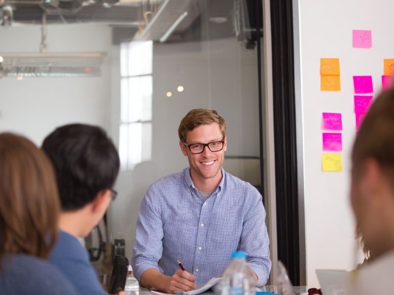 Charg&eacute; de Marketing