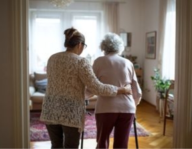 Auxiliaire de vie personne âgées